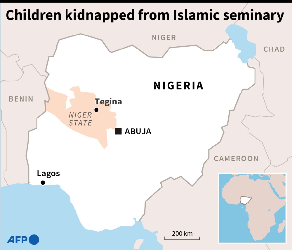 Families appeal for aid freeing kidnapped Nigerian school kids