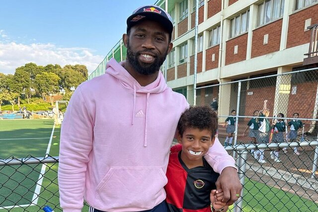 'So Proud' - Siya Kolisi Supports Son Nicholas During Hockey Match