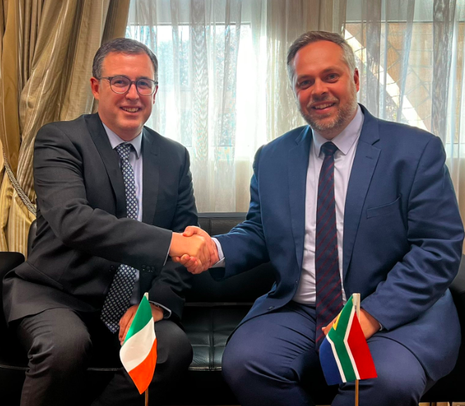 Schreiber, Irish ambassador strengthen ties after visa rule changes