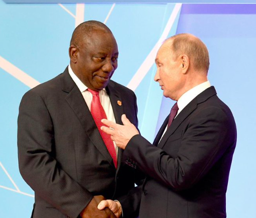 Cyril Ramaphosa and Vladimir Putin