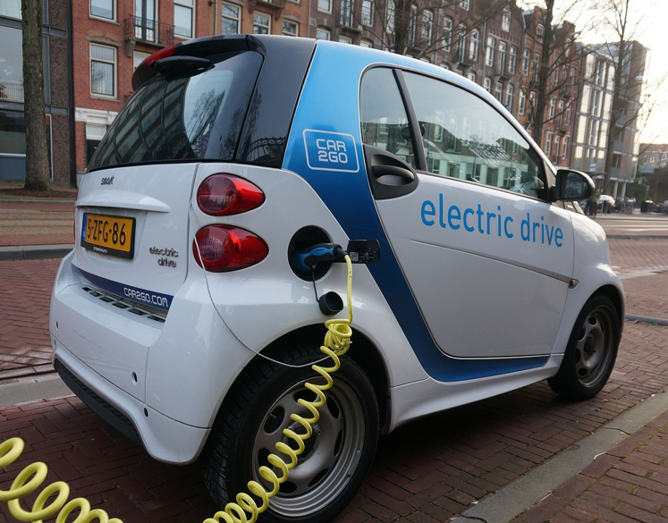 Electric vehicle